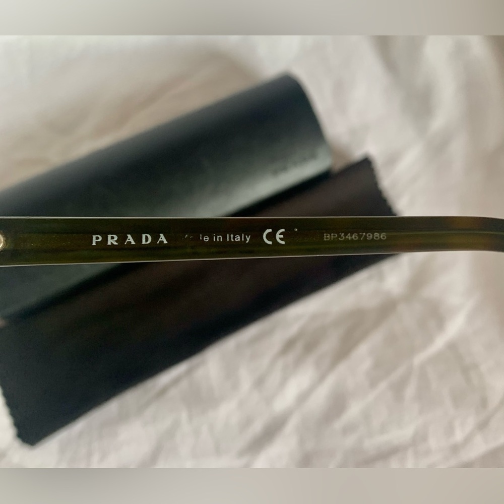 VINTAGE🇮🇹PRADA GLASSES🇮🇹 - Picture 4 of 15